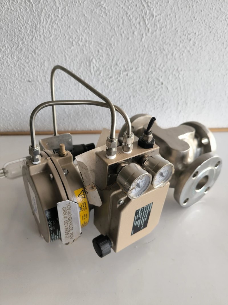 PROPORTIONAL SOLENOID VALVE SAMSON 3271 WITH PNEUMATIC ACTUATOR SAMSON 4765 UNUSED