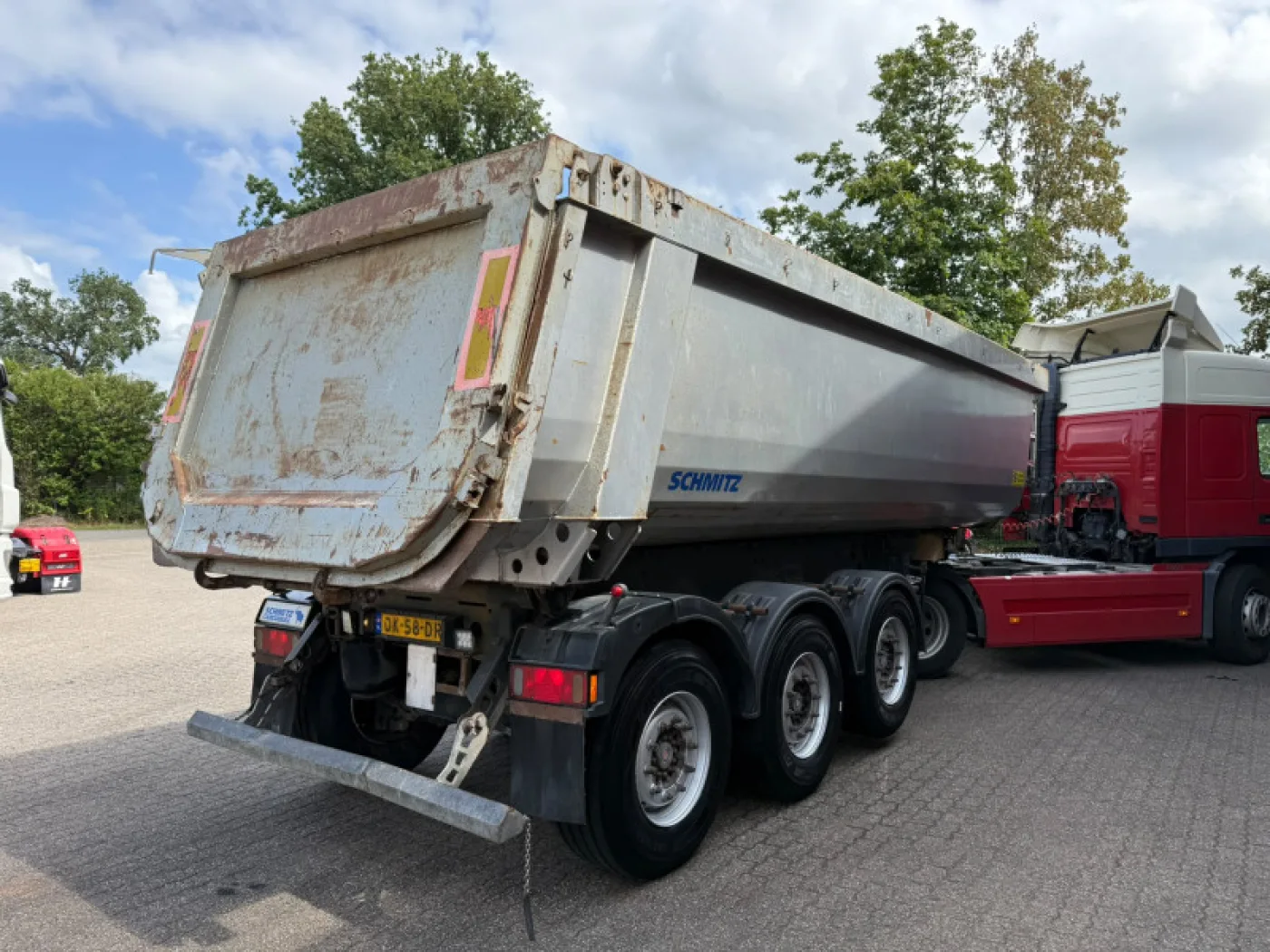 Schmitz Cargobull SKI 24 7.2 26 m³ Hardox Steel SAF Disc Brakes APK/TÜV 05-2027 - 3