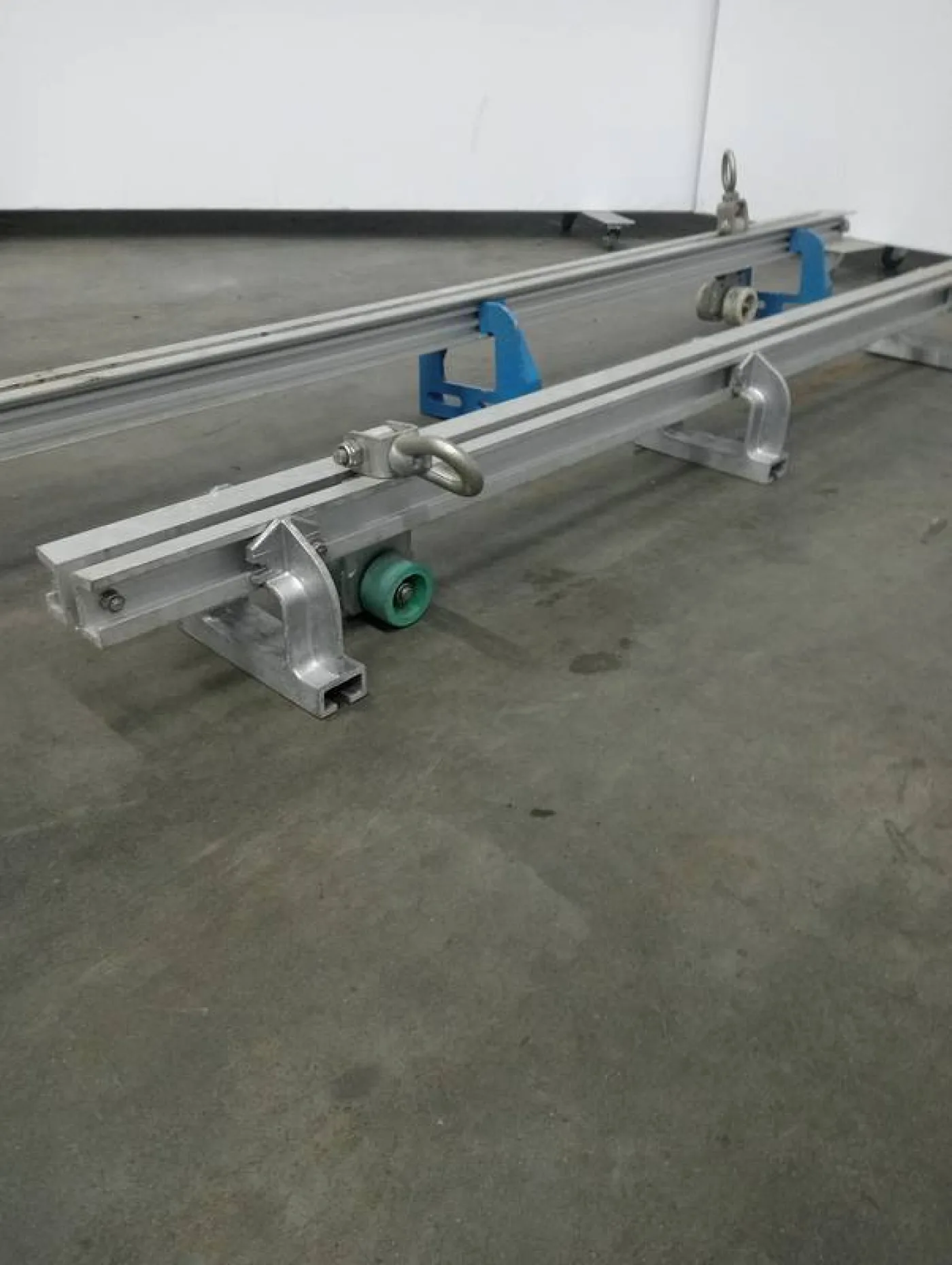 Beam for hanging saws - 3