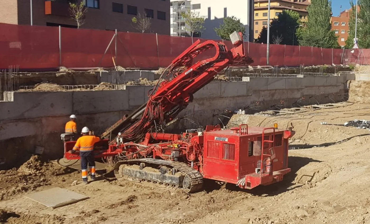 Motocut P-400 Piling Accessory - 3