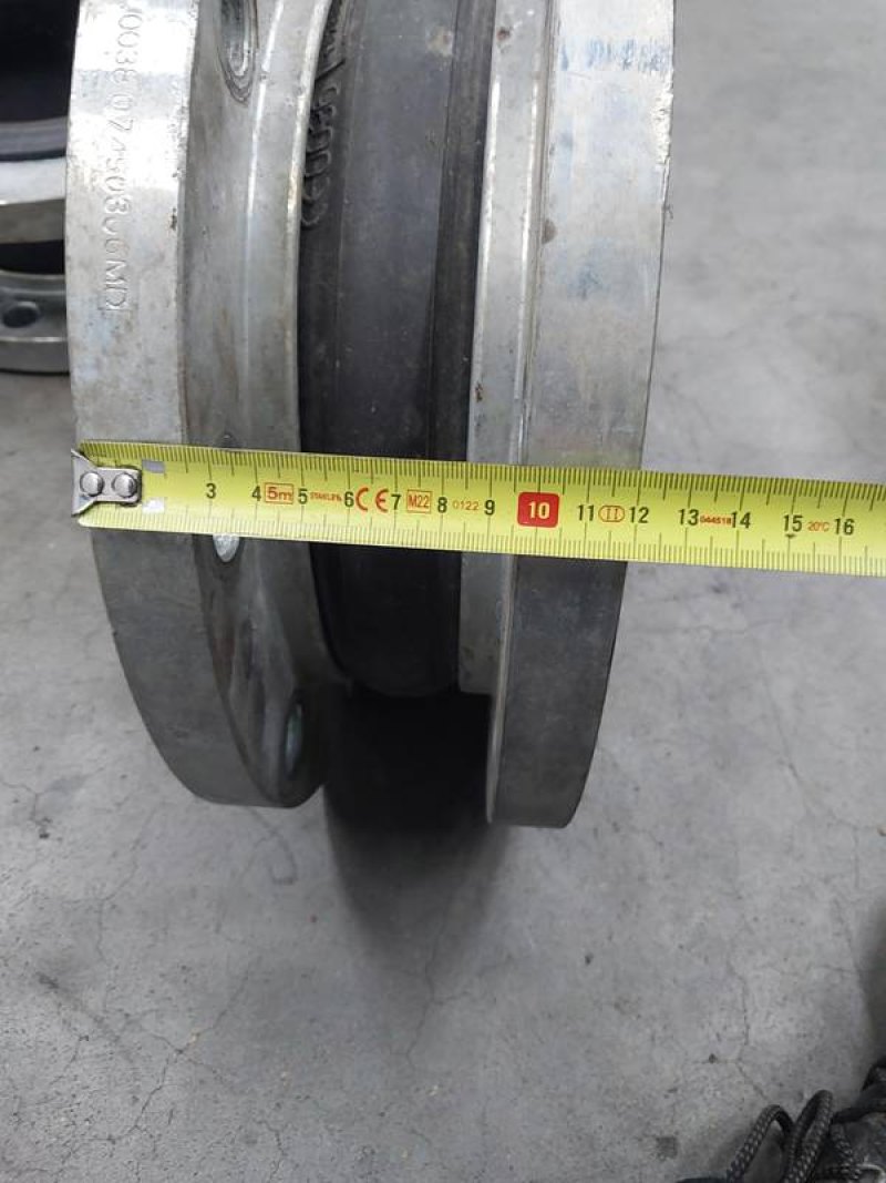 Flange