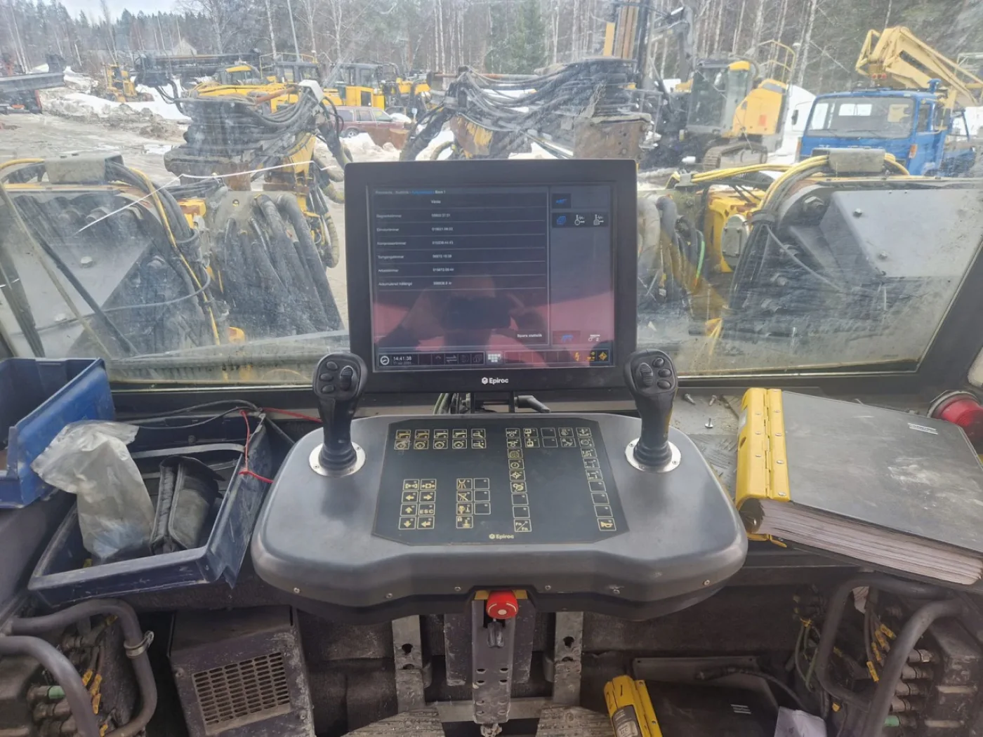 Liebherr R943T Underground Excavator - 5