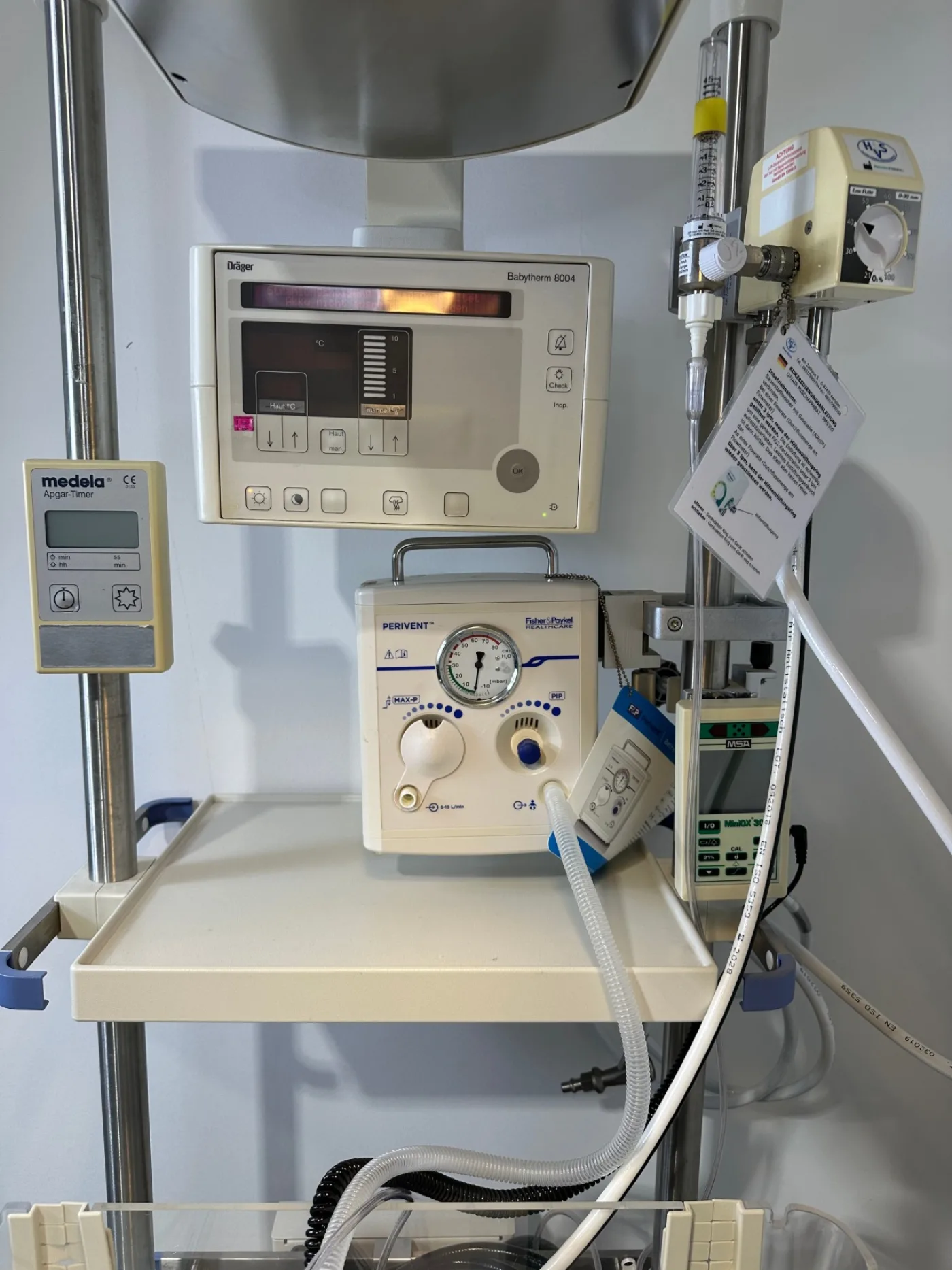 Dräger Babytherm 8004 Reantimationseinheit - 3
