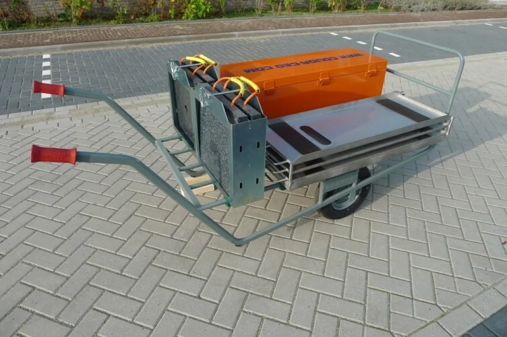 Transport Trolley for Tubes and Tools