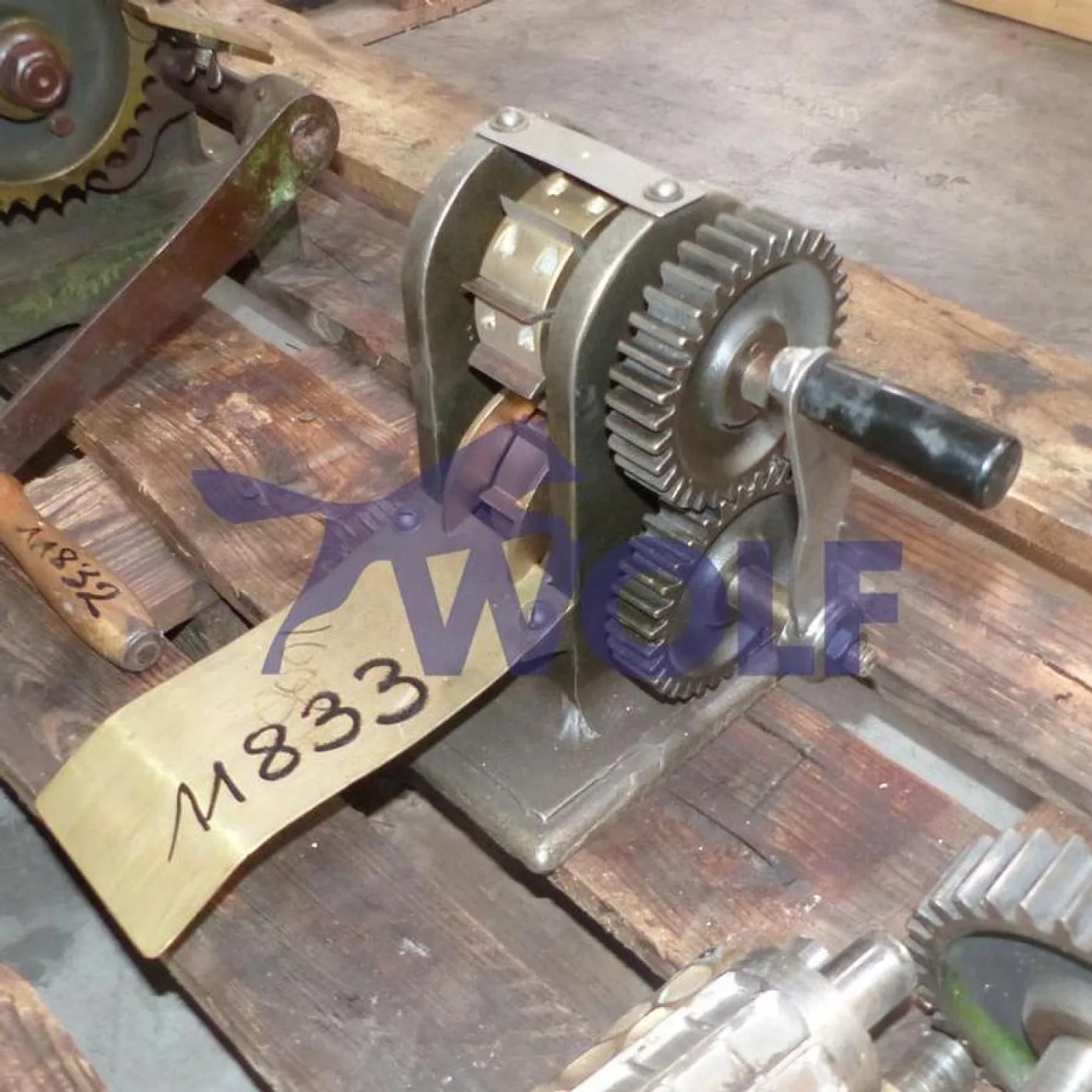 Hartbonbon-Walzenbock BCH BRIERLY COLLIER - & HARTLEY Ltd. mit Handkurbel. - 3