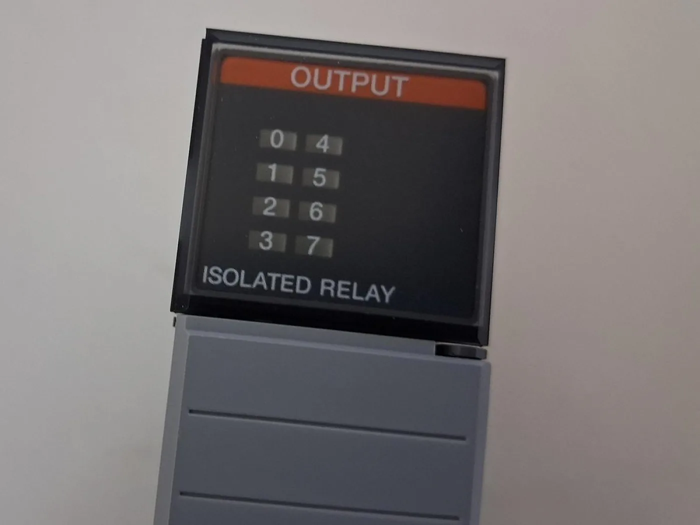 Allen-Bradley SLC 500 1746-OW16 Isolated Relay Output Module - 4