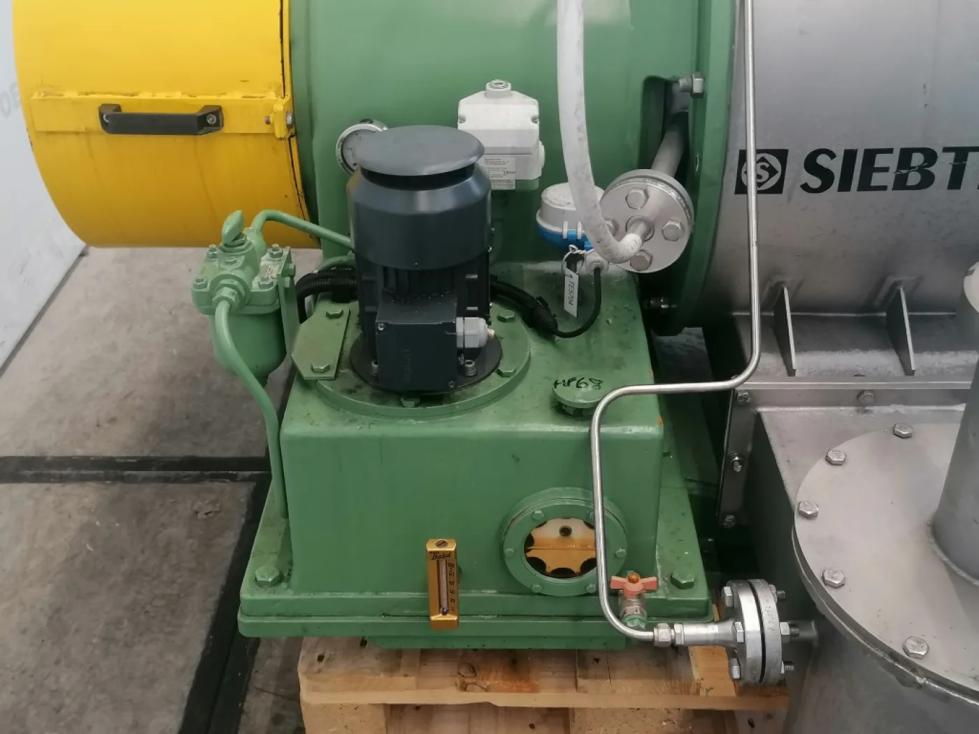 Siebtechnik Conthick H450/340V Centrifuge - Decanter - 6