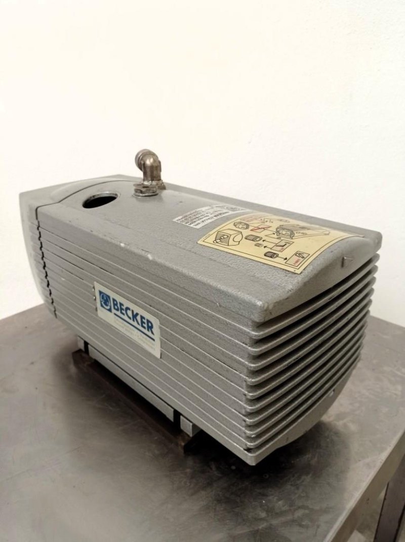 POMPA DA VUOTO – BECKER – MOD. VT 4.10