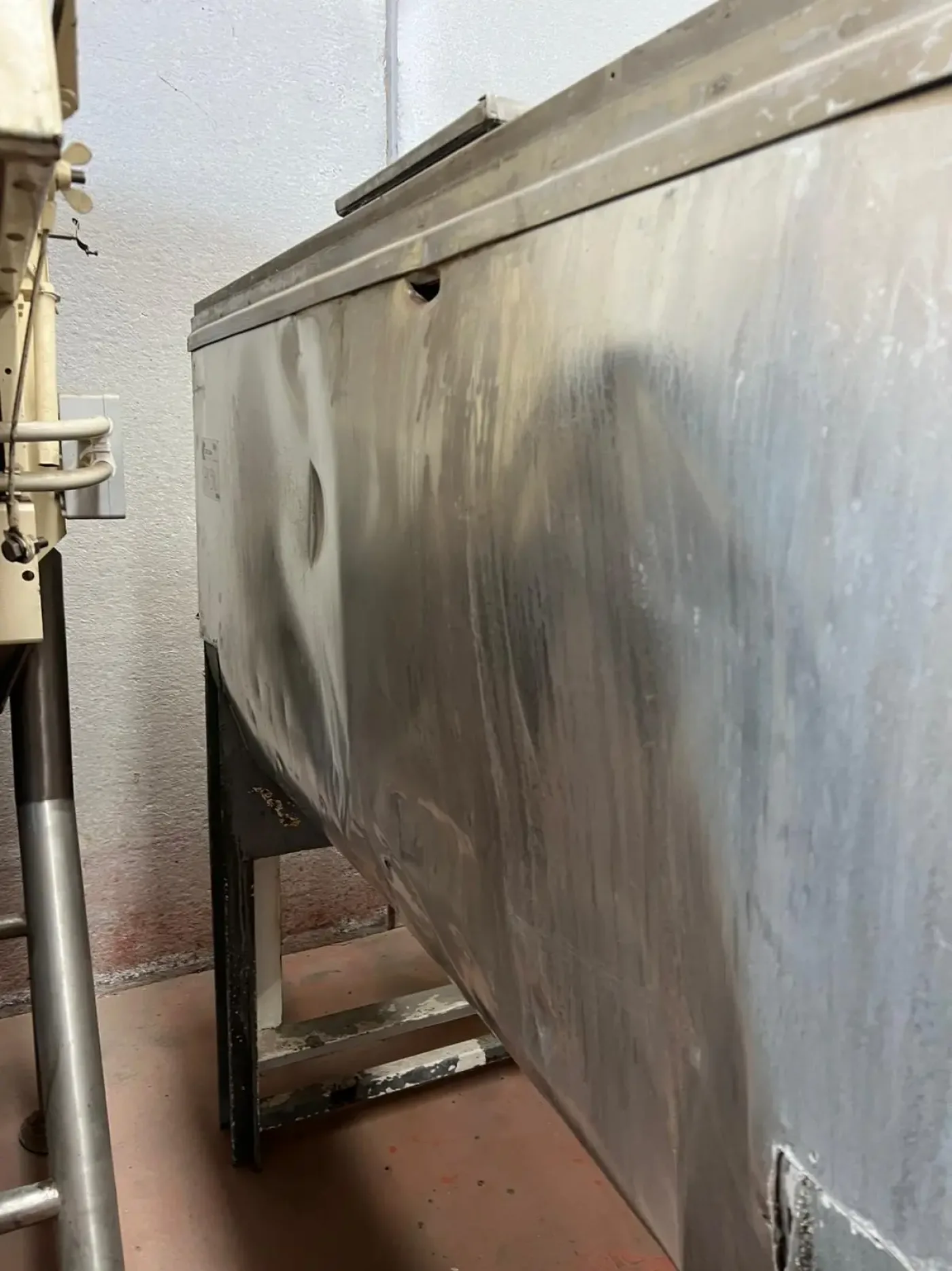 BELT MIXER 1300 LITERS WITH USED BAG FEEDING SYSTEM - 6