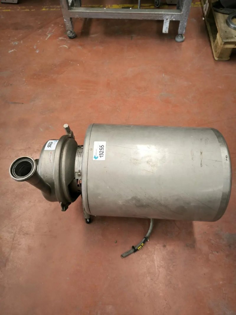 APV CENTRIFUGAL PUMP 55/35-380N