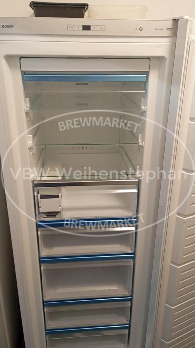refrigerator