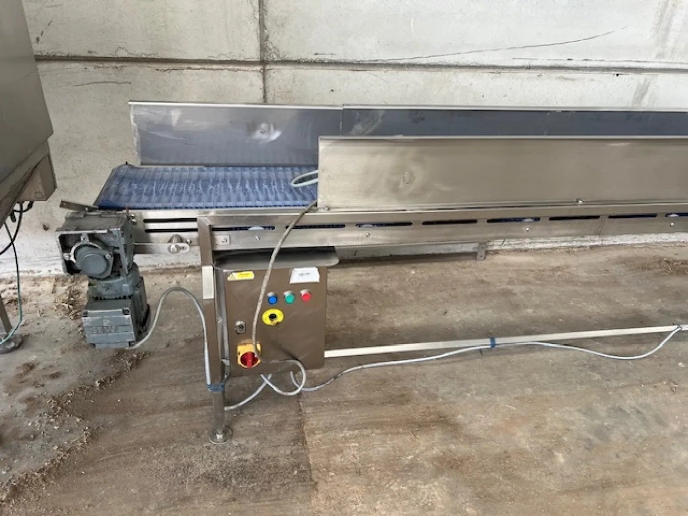 Conveyor 3m Long x 300mm - 4