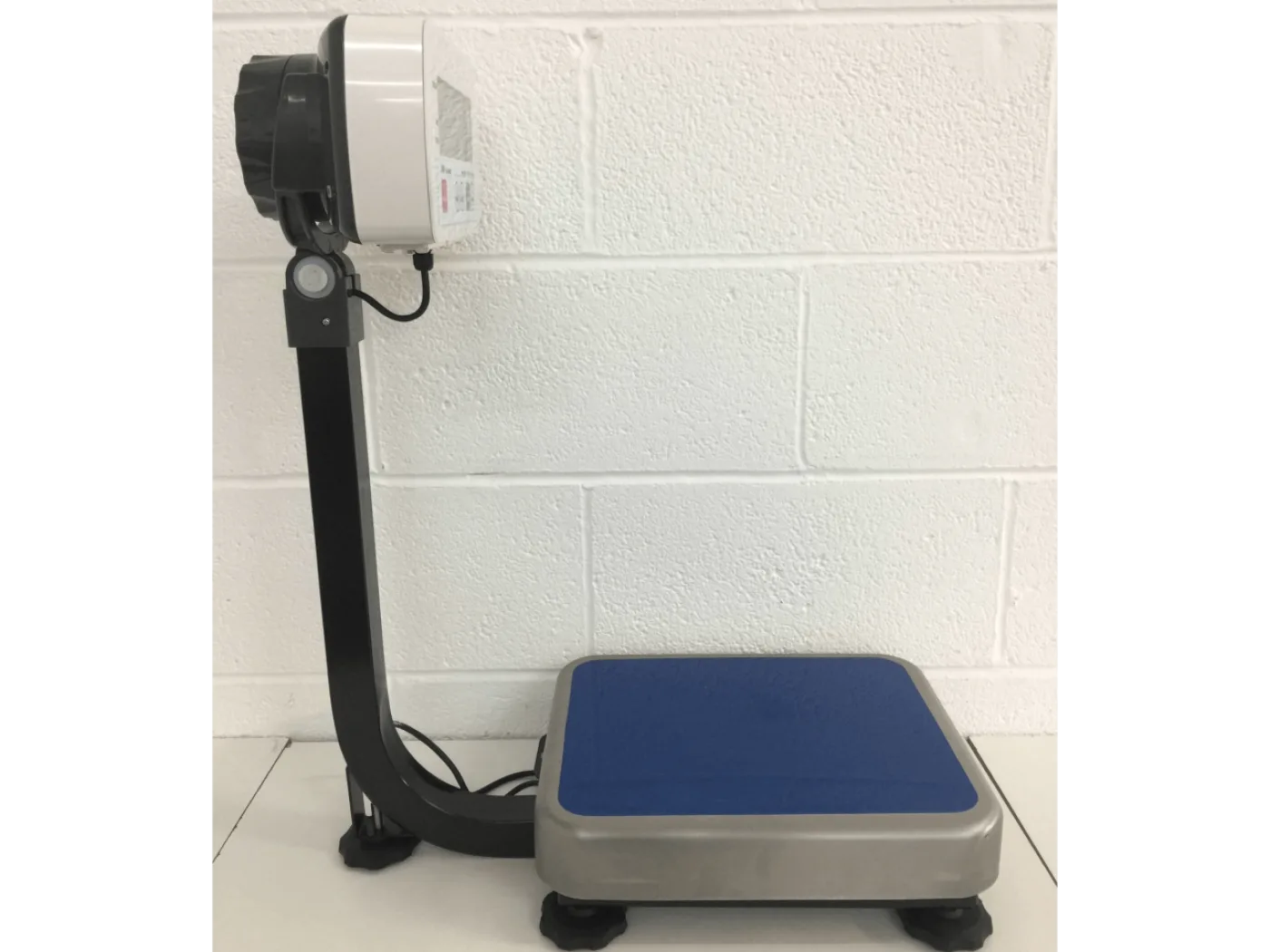 A&D SE-60KAM Series Washdown Scale - 1