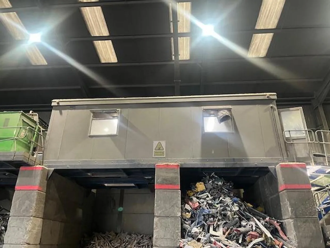 CRS NI 820 Trommel Lights Recycling Line Picking Station - 5