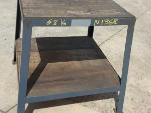 Bancada de trabalho de ferro