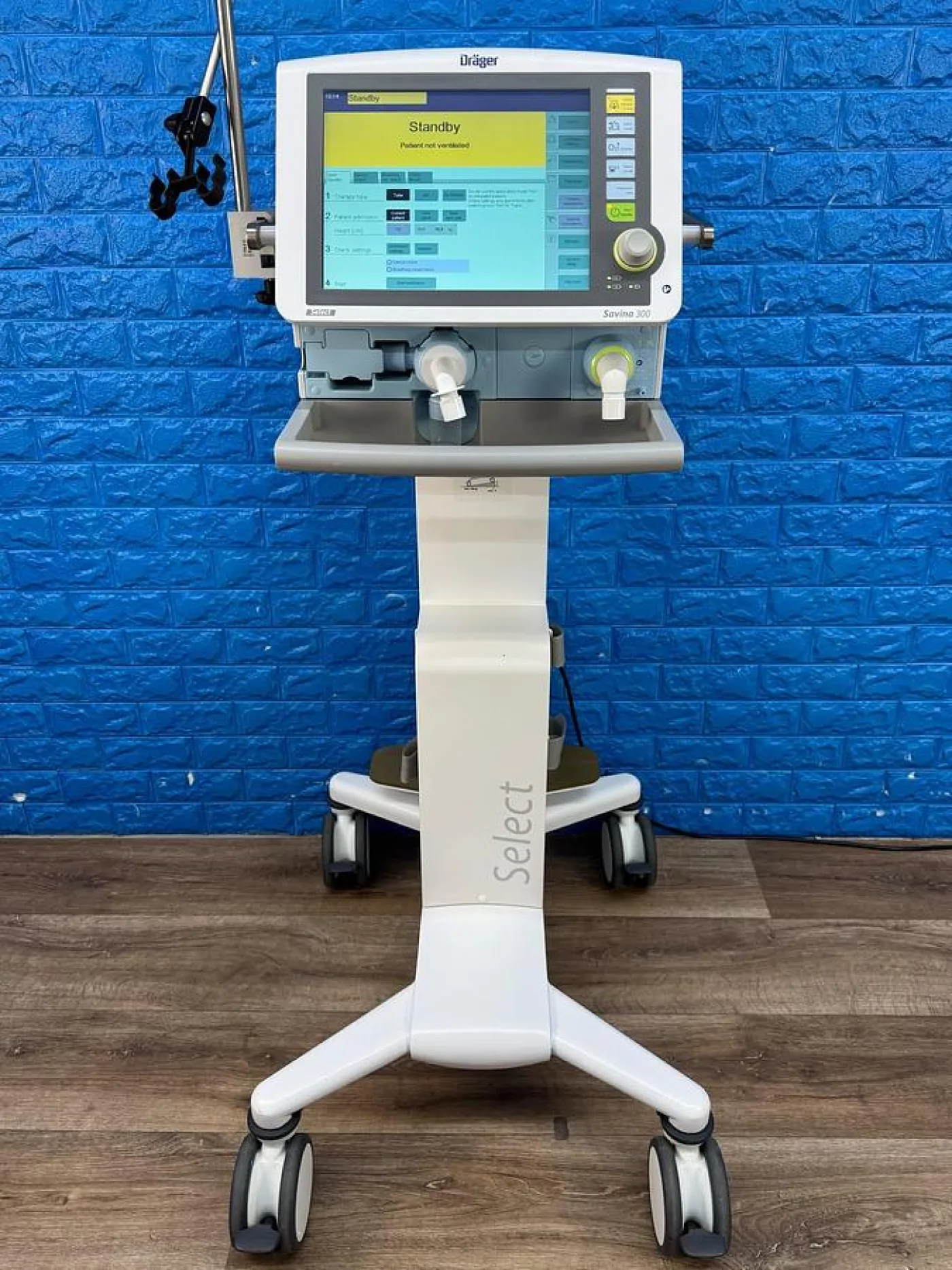 Drager Savina 300 Ventilator YOM: 2020 with low working Hours - 4