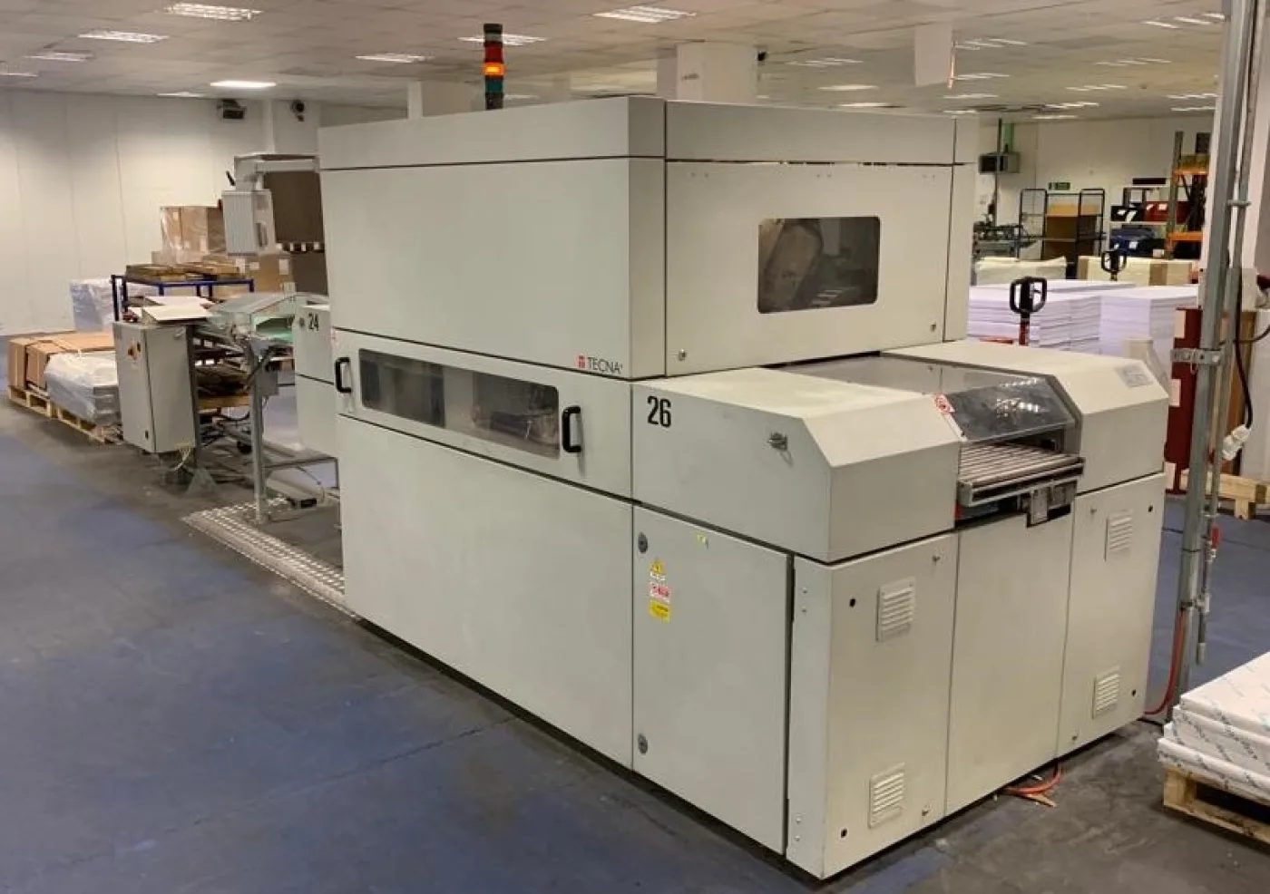 Tecnau VT 800 three knife trimmer - 5