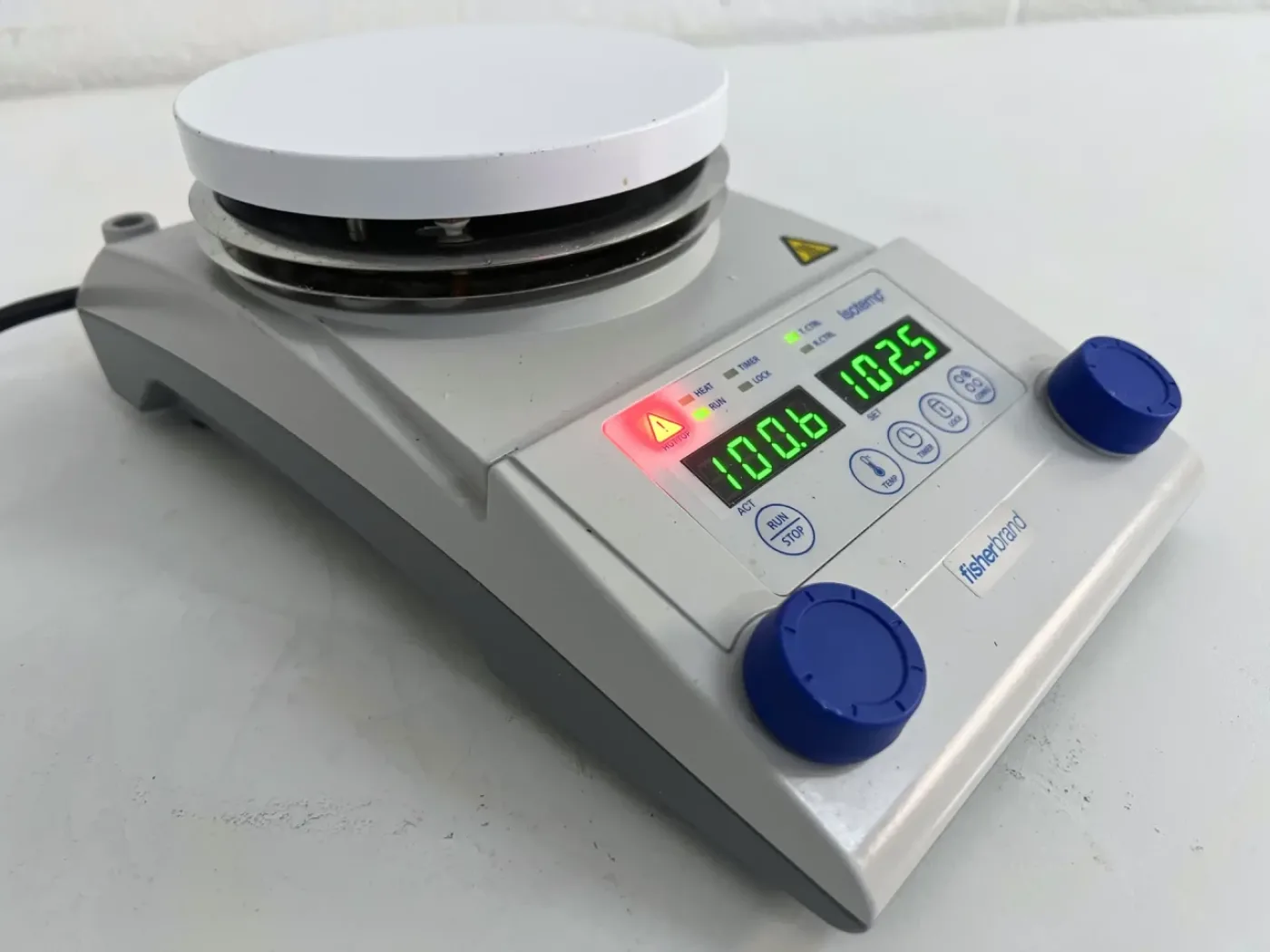 Fisherbrand Isotemp RT Digital Hotplate - 2