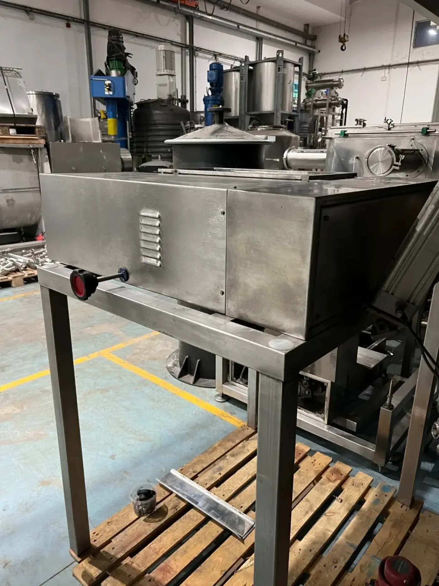 USED STAINLESS STEEL SOFT BREAKER - 4