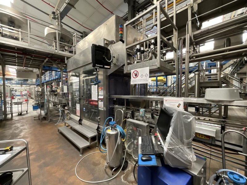 1987 Serac Serac AN3R30 Rotary Syrup Bouteille Fill Rotary Syrup Bouteille Remplissage and Capping Machine - Line 3