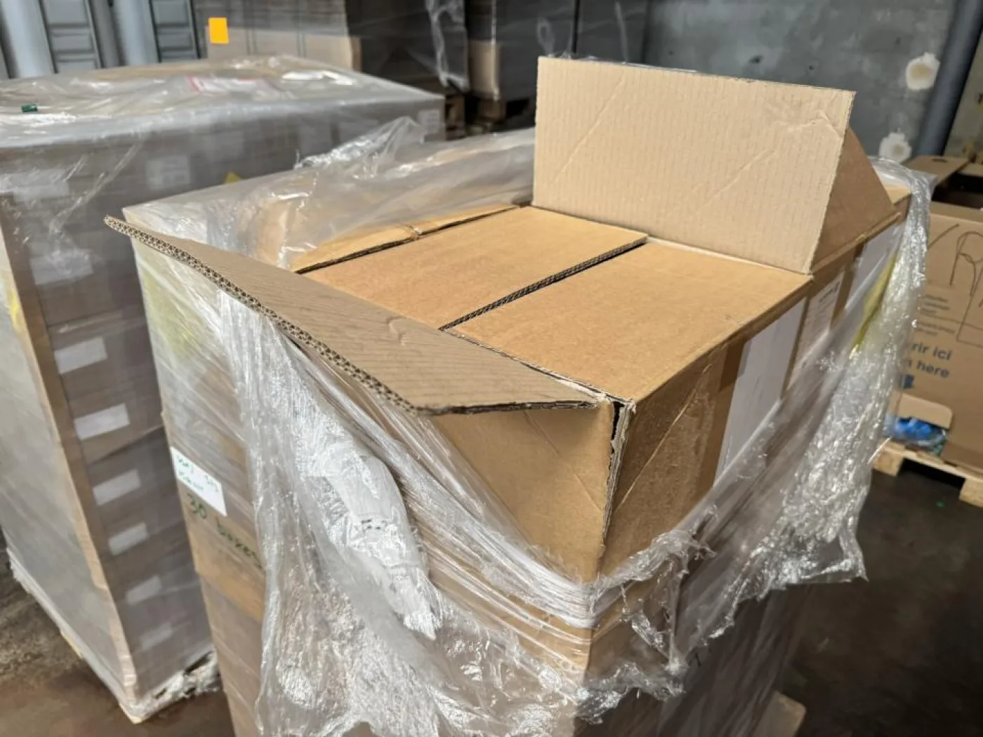 Self-adhesive blank vellum paper label roll 3 pallets - 6