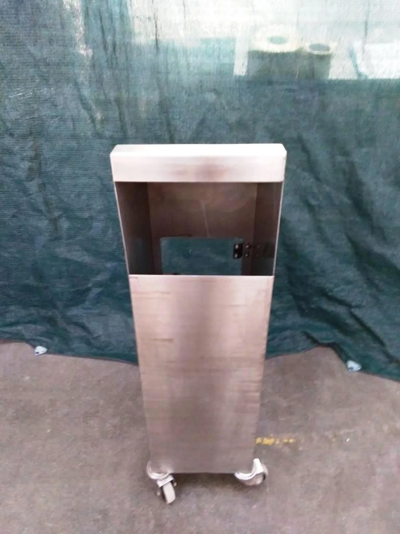 CONTENITORE IN ACCIAIO INOX CARRELLATO - 2