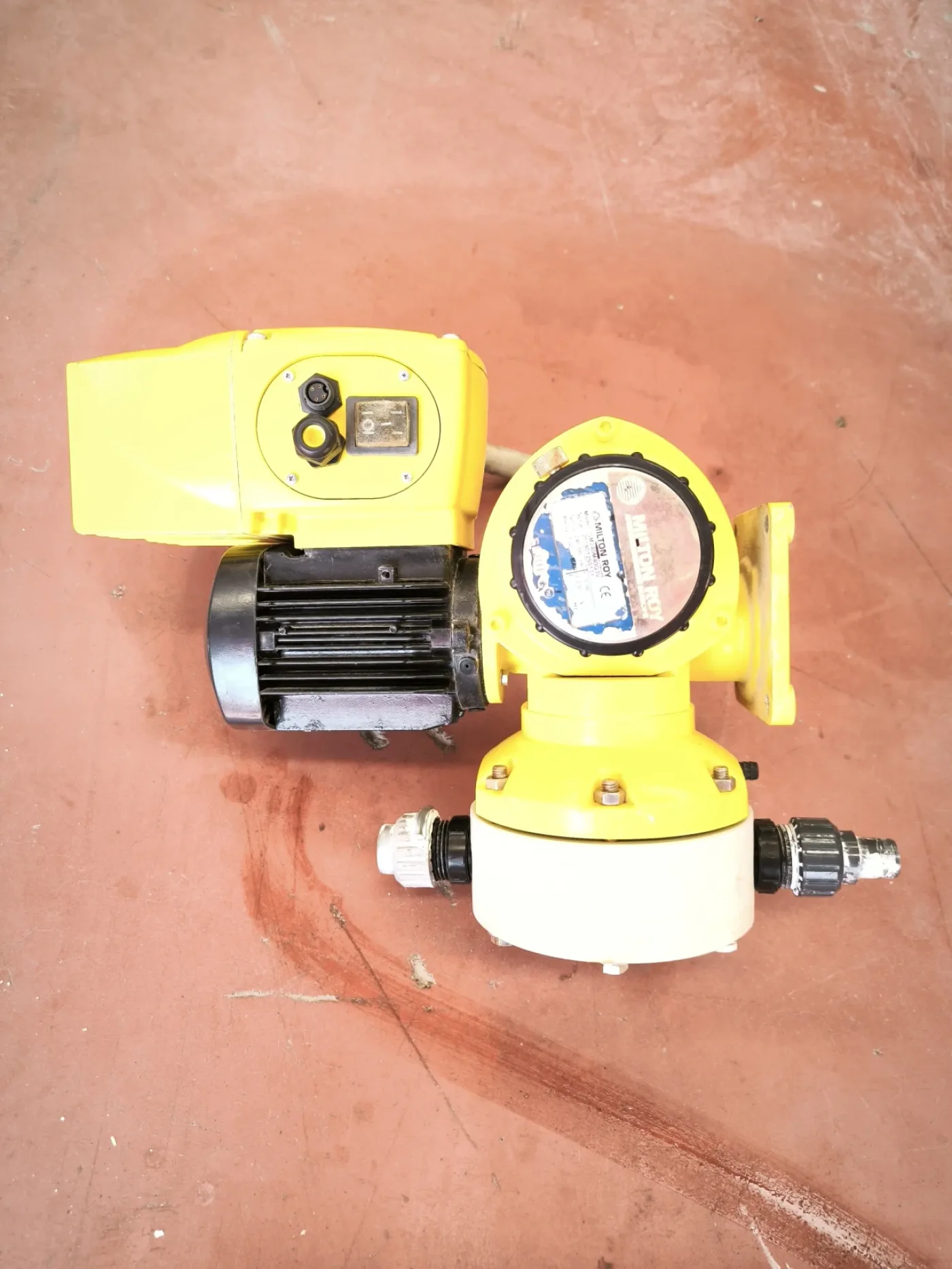 METERING PUMP MILTON ROY GM240M40Q3V 0.25 m3/h - 5