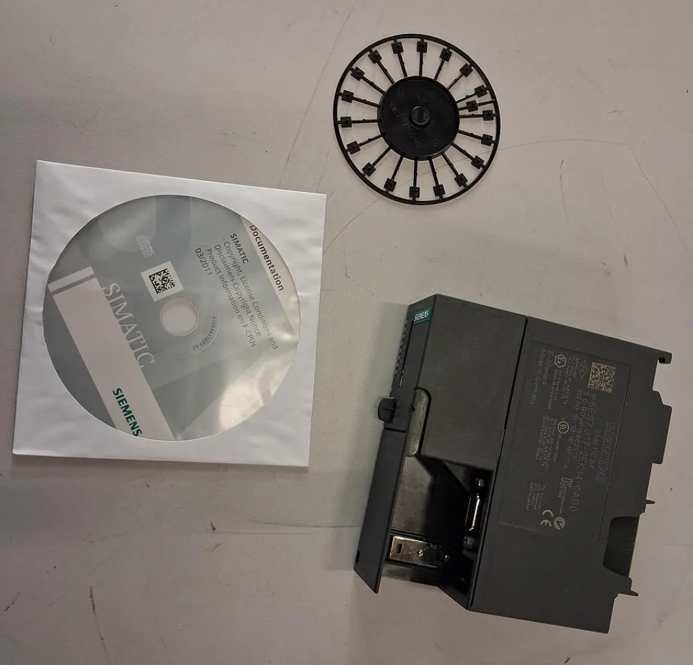 Siemens SIMATIC S7-1200 CPU 1214C DC/DC/DC Steuerungseinheit