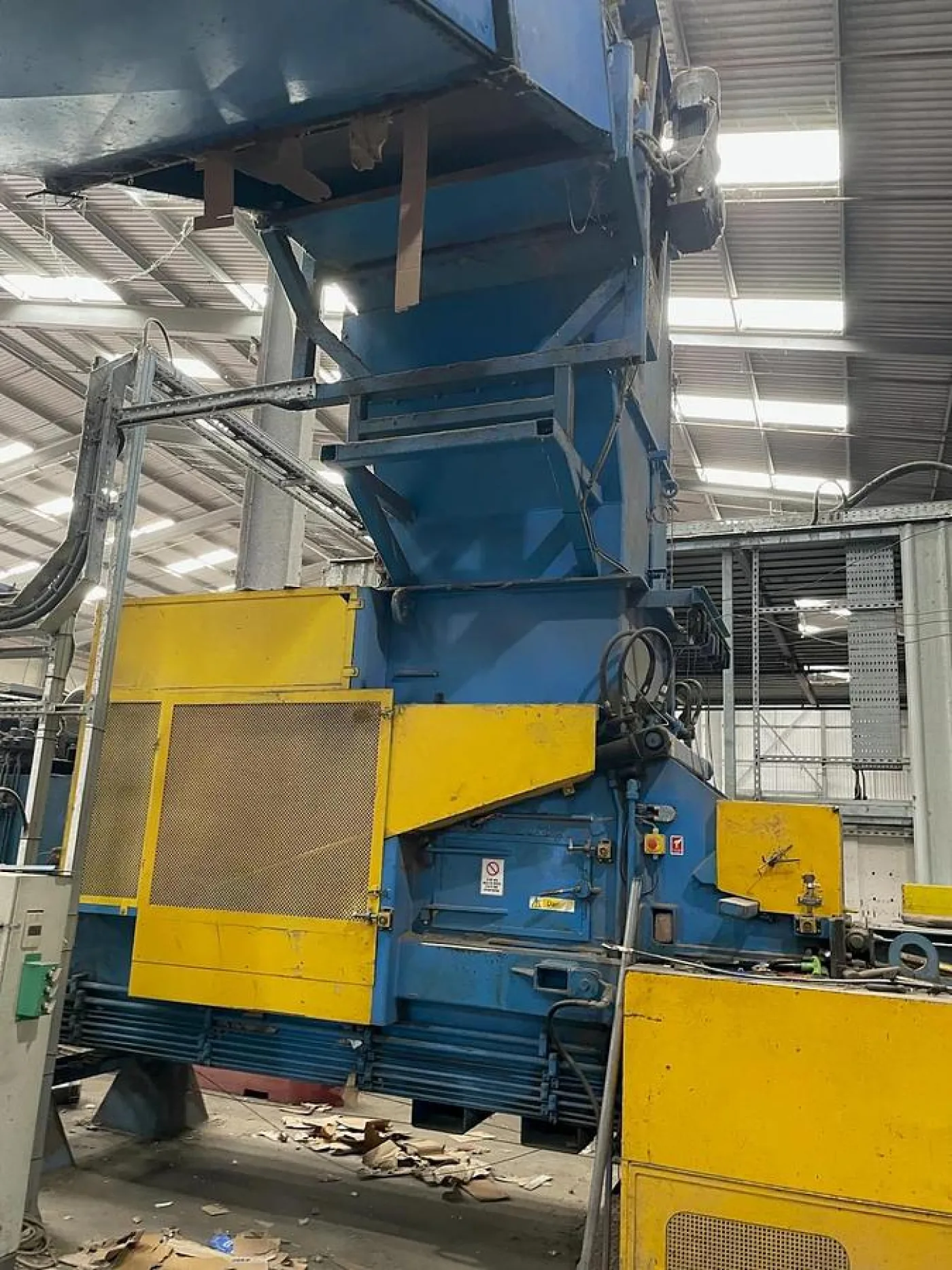 Persona Baler And Conveyor - 6