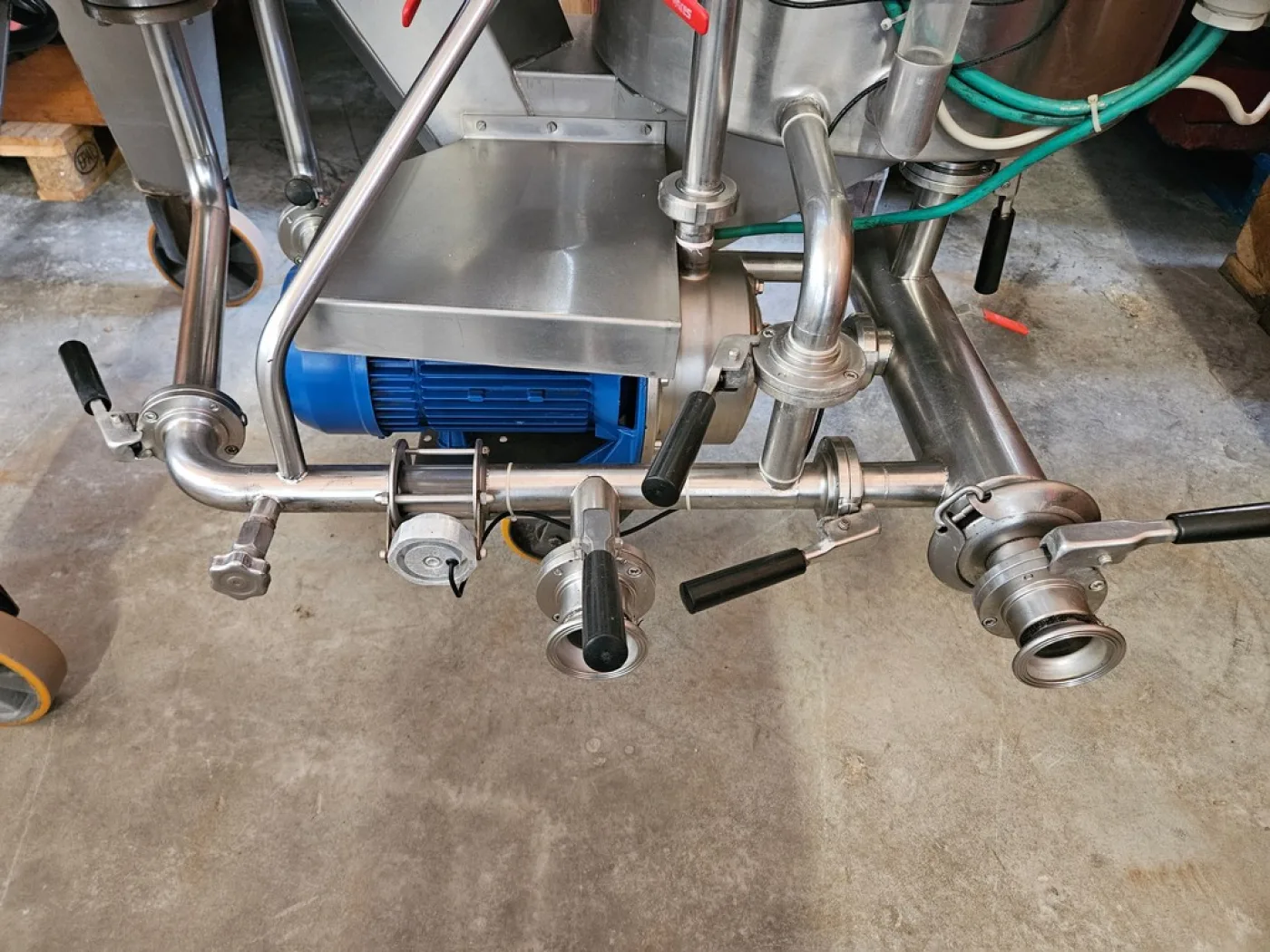 STAINLESS STEEL SFOGGIA KIESELGUR FILTER, 5 MQ OF FILTERING SURFACE, WITH HORIZONTAL SHEETS AND CENTRIFUGAL DISCHARGE, SECOND HAND MACHINE - 3