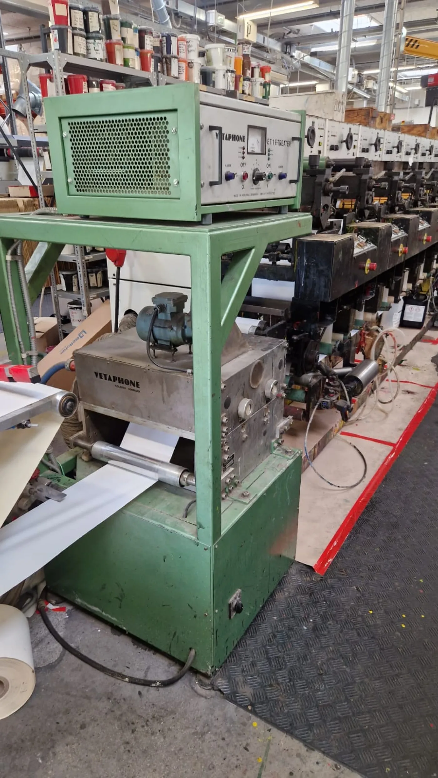 Nilpeter F200 – 8 Colour Flexo - 4