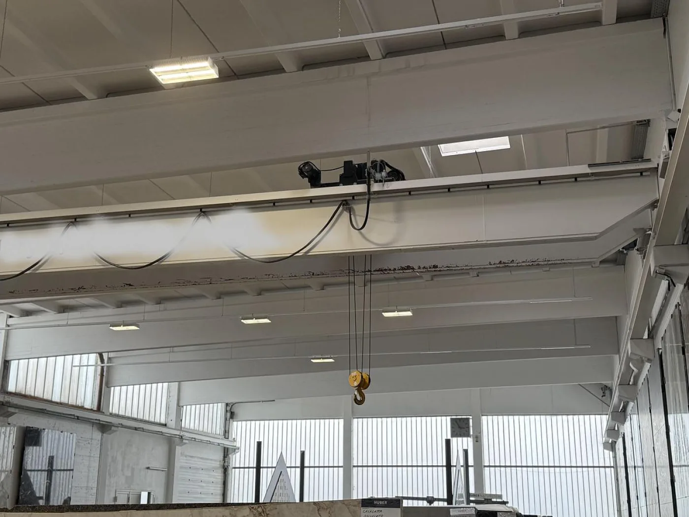 2013 Hallenkräne 3 Stück/3 Overhead cranes 5 To - 6
