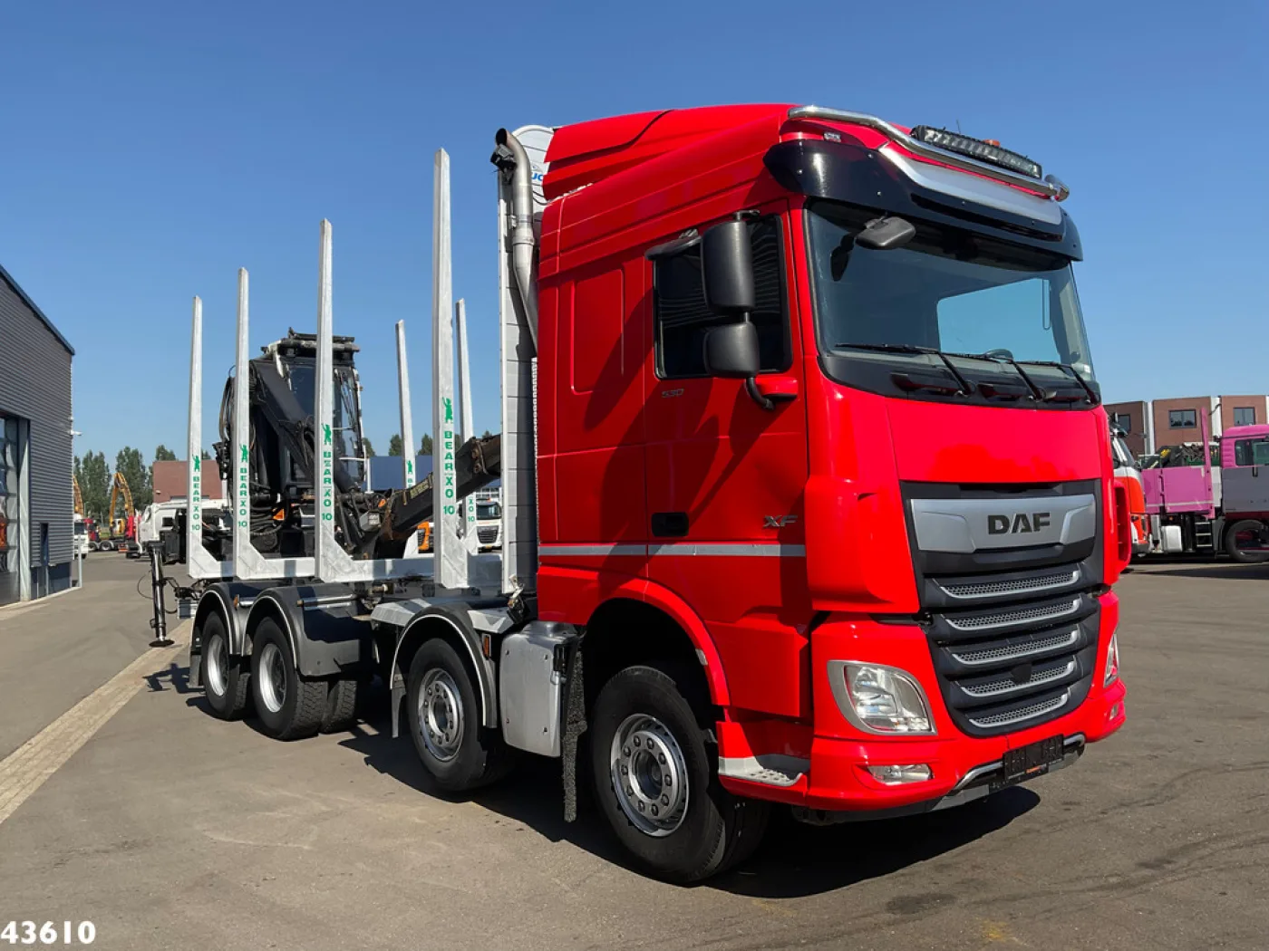 DAF FAD XF 530 8x4 Holzkran - 4
