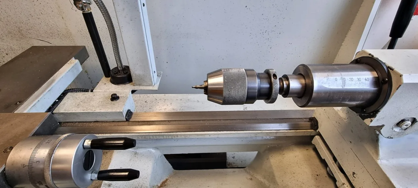 Spitzendrehmaschine C 400 TM - 4