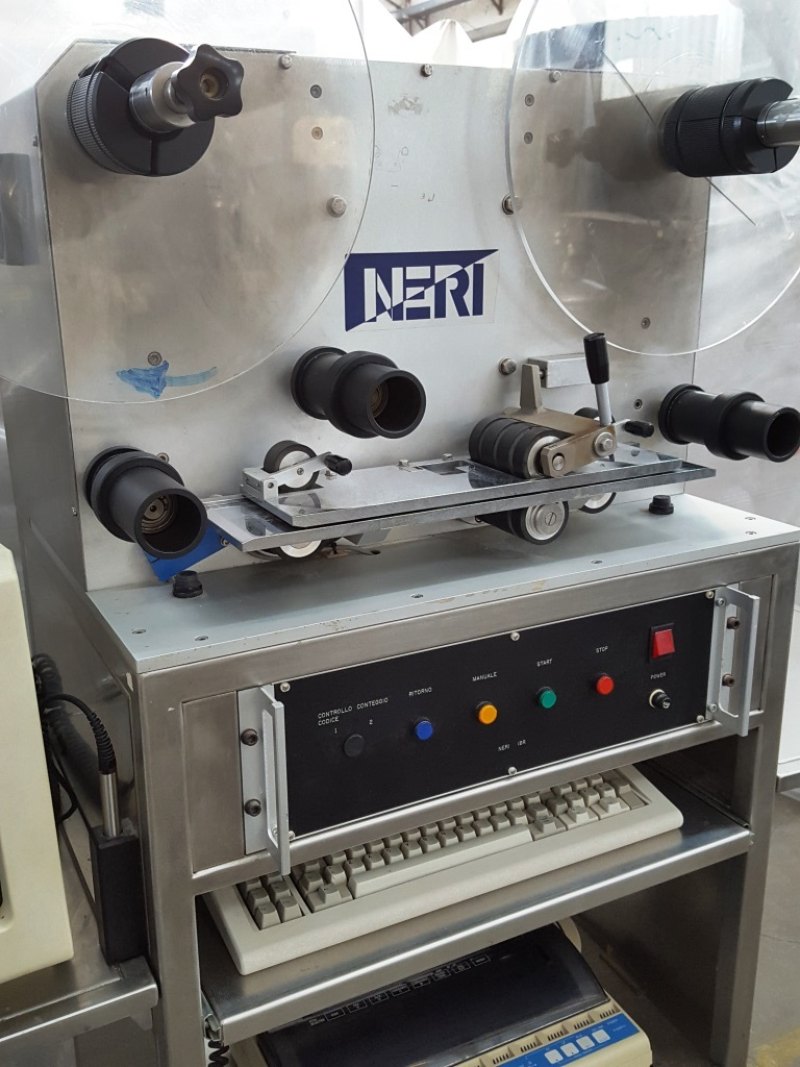 MACCHINA CONTROLLO ETICHETTE – NERI – MOD. CLC