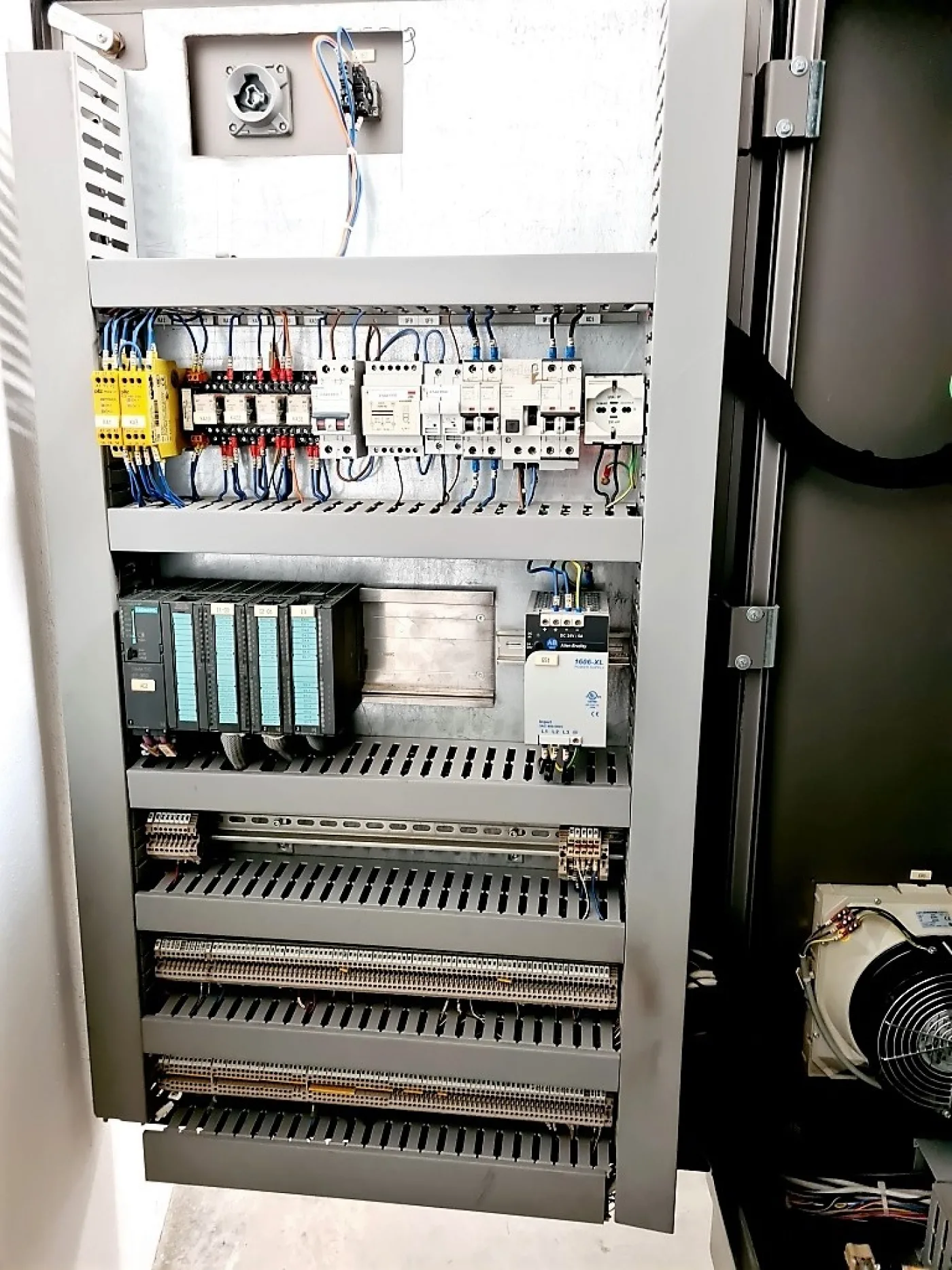 FARDELLATRICE CON TUNNEL DI TERMORETRAZIONE – IMA BFB – Mod. MS450EA-T450 - 8