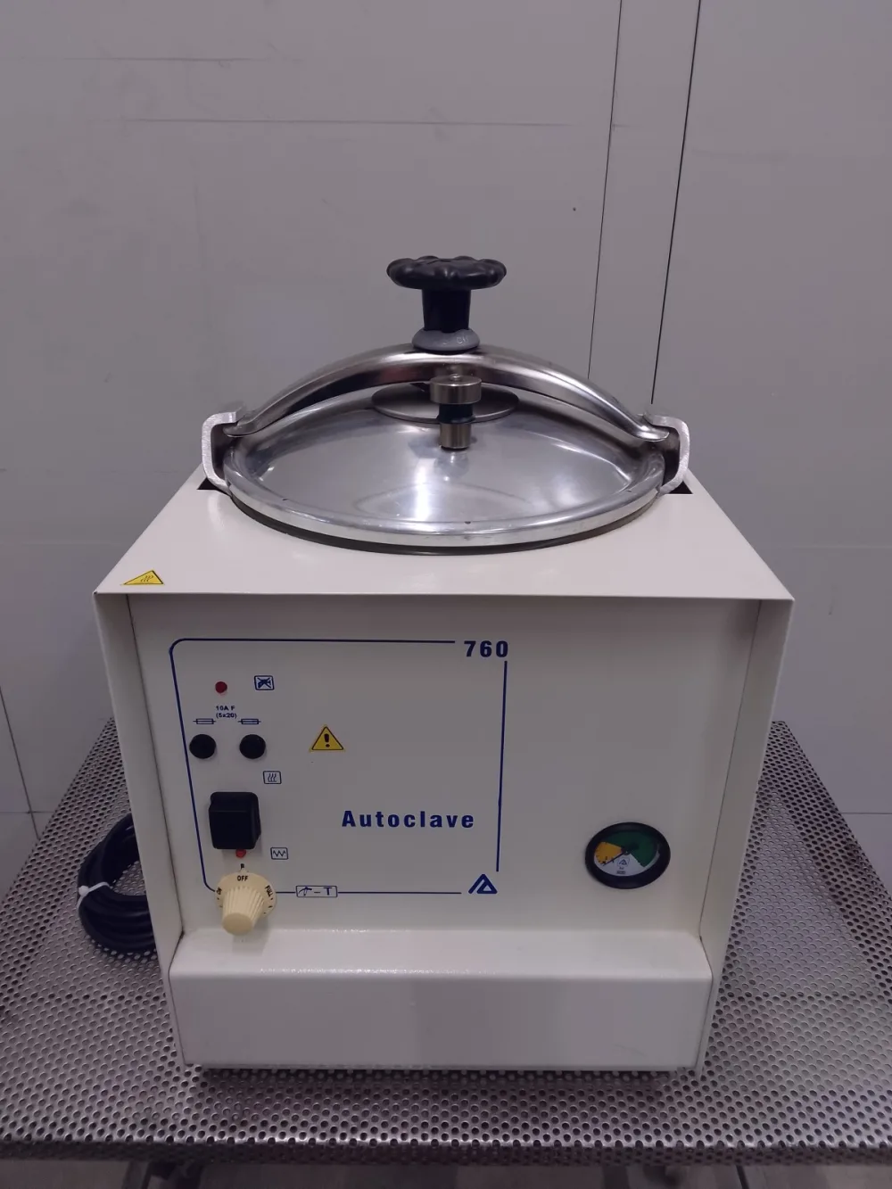 AUTOCLAVE DA BANCO DA 15 LT – ASAL – MOD. 760