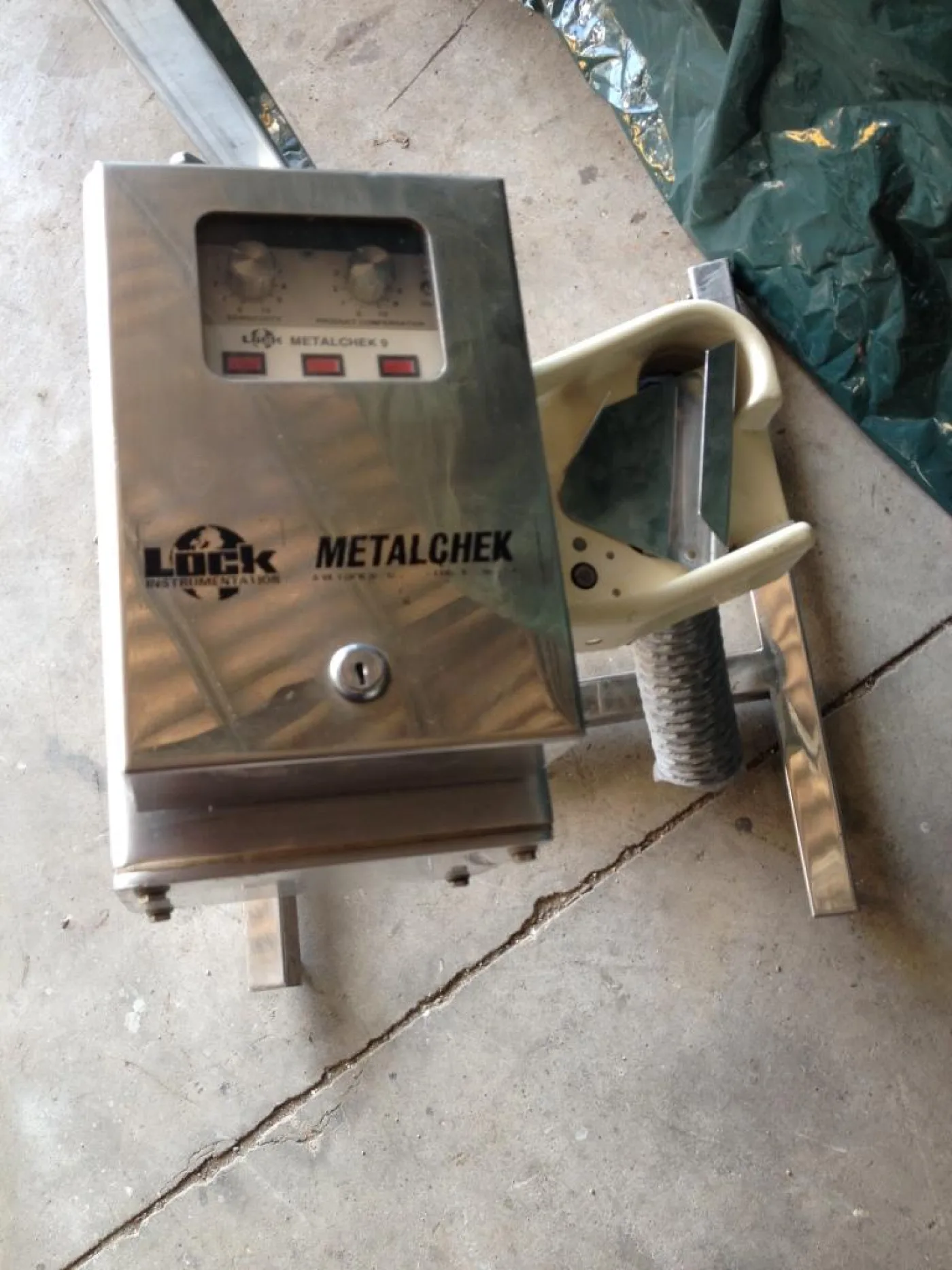 RILEVATORE DI METALLI – LOCK METALCHEK MOD. 9XS - 4