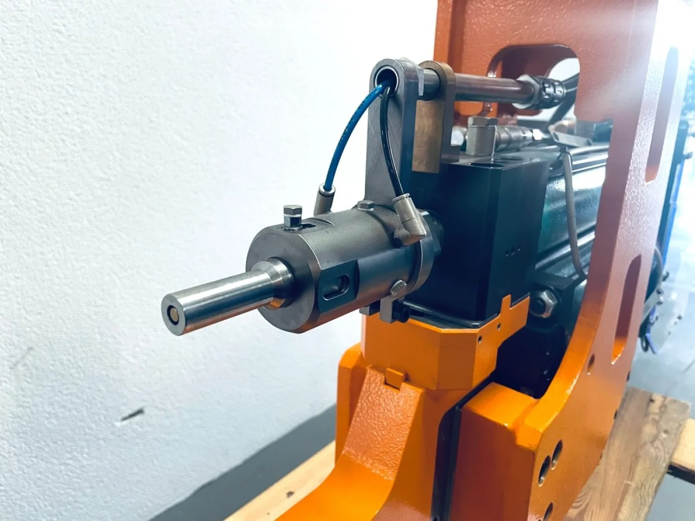 Tox Pressotechnik Hydropneumatische Clinchzange TZ 05.747892 - 5
