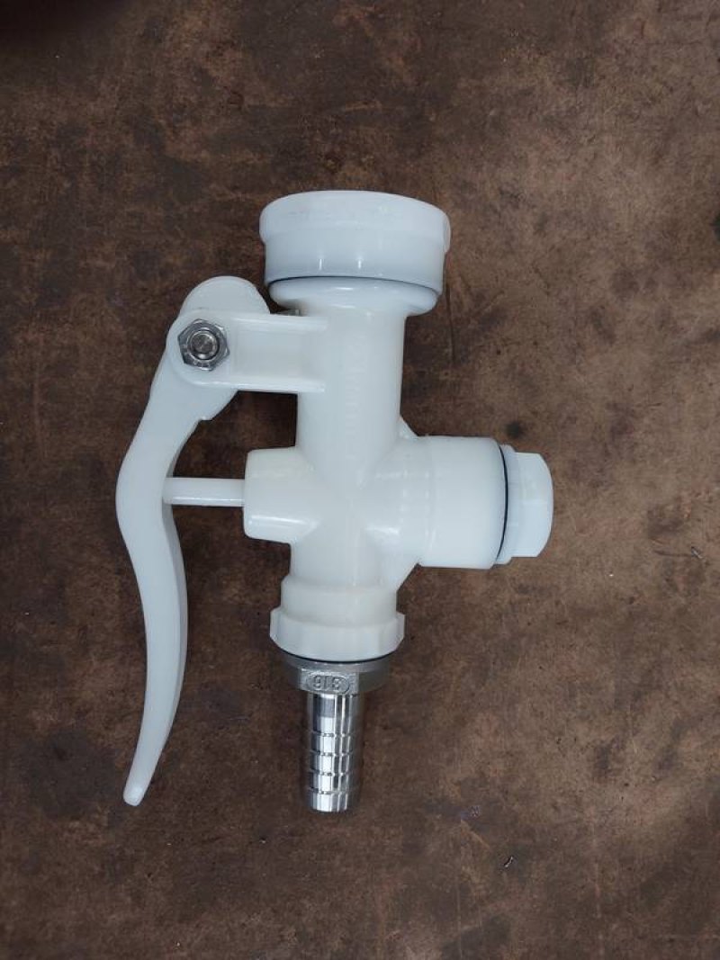 Water spray nozzle