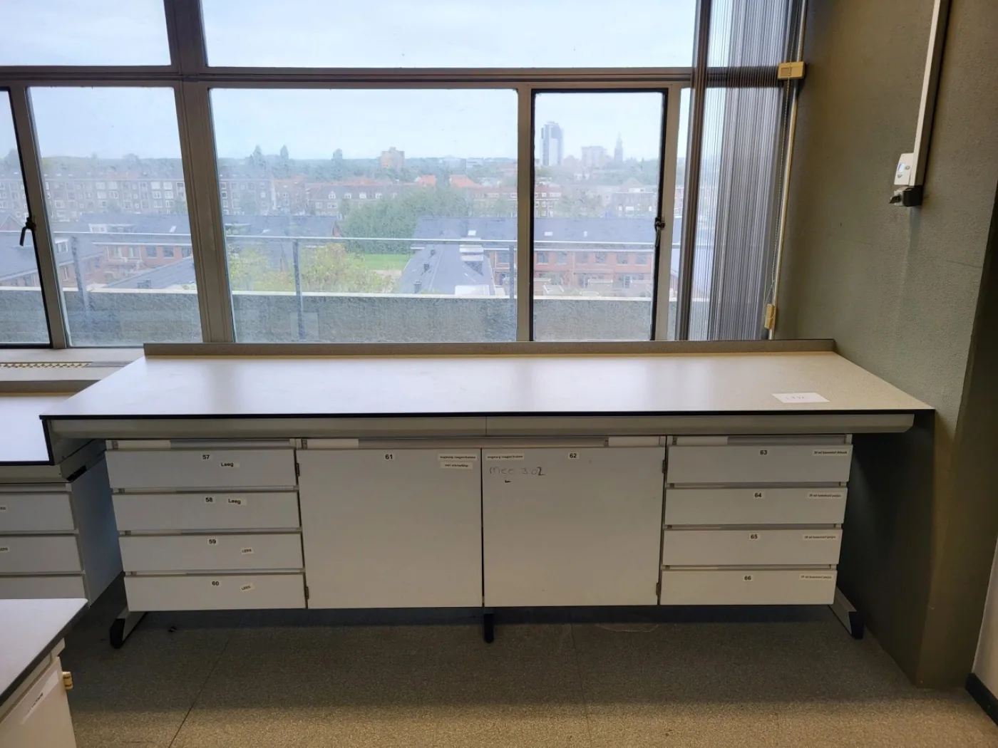 1937 – Used S+B Laboratory wall table (500 cm) - 3