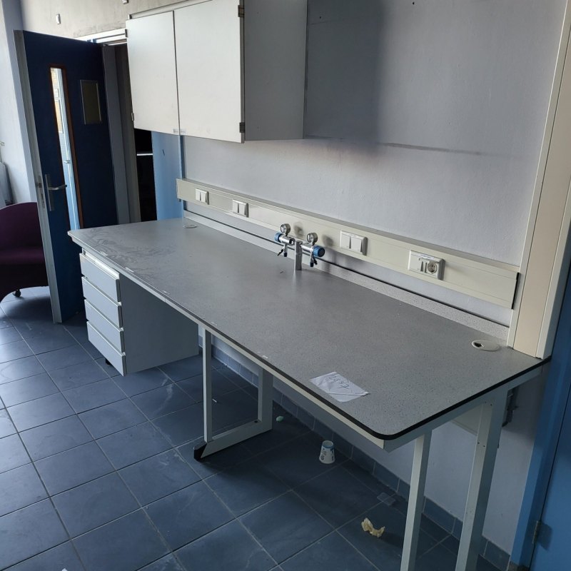 2057 - Used S+B Laboratory wall table (260 cm)