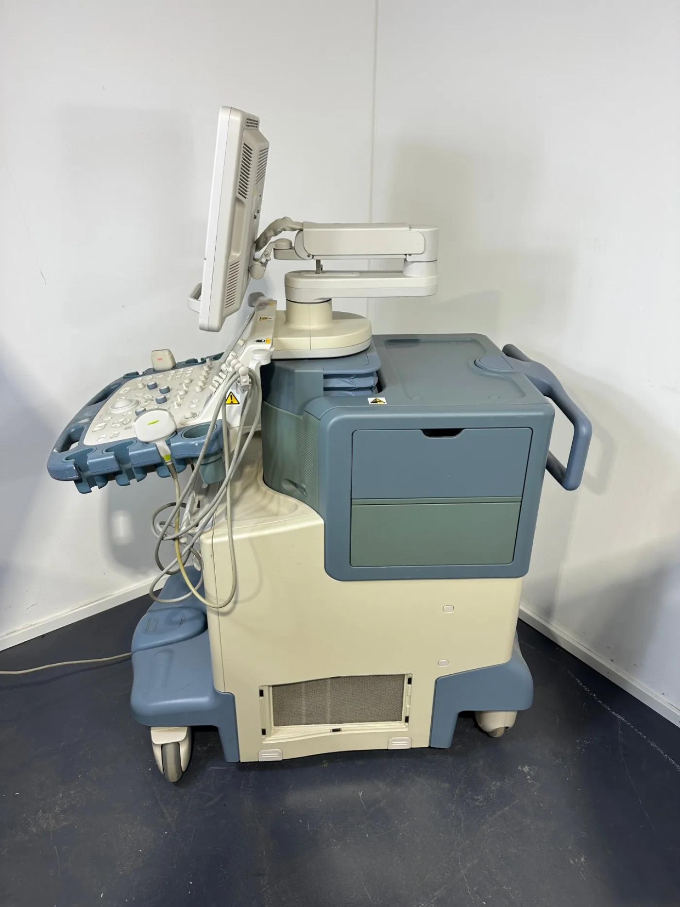 Toshiba Aplio XG Ultraschallfarbdoppler 2005 - 3