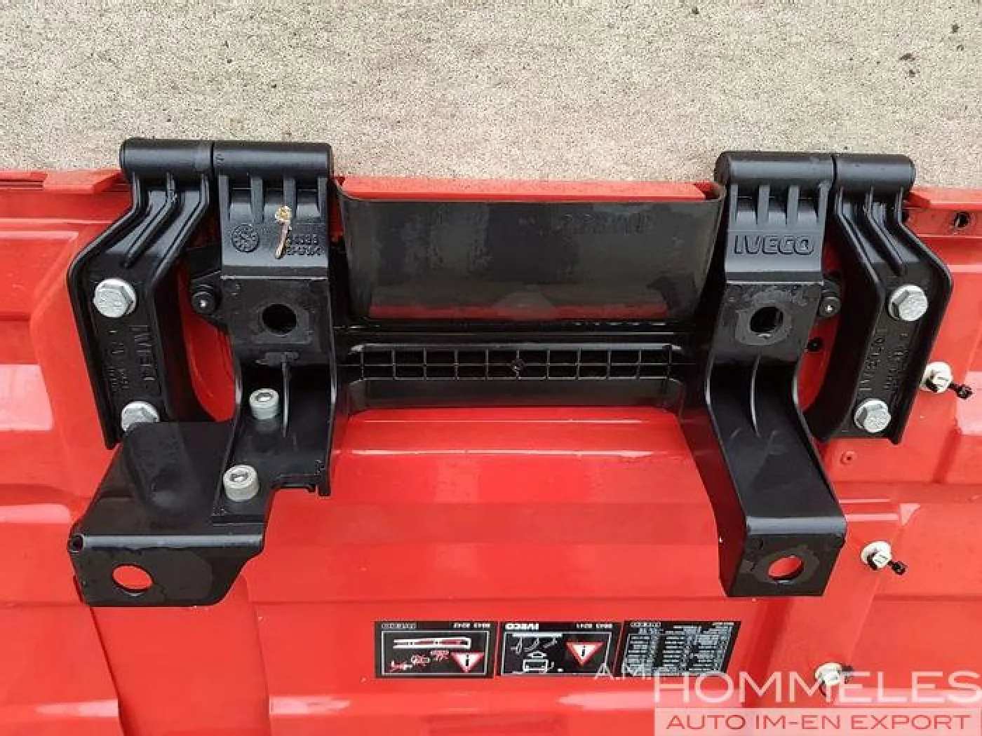 Iveco 8143899 8143892 - 6