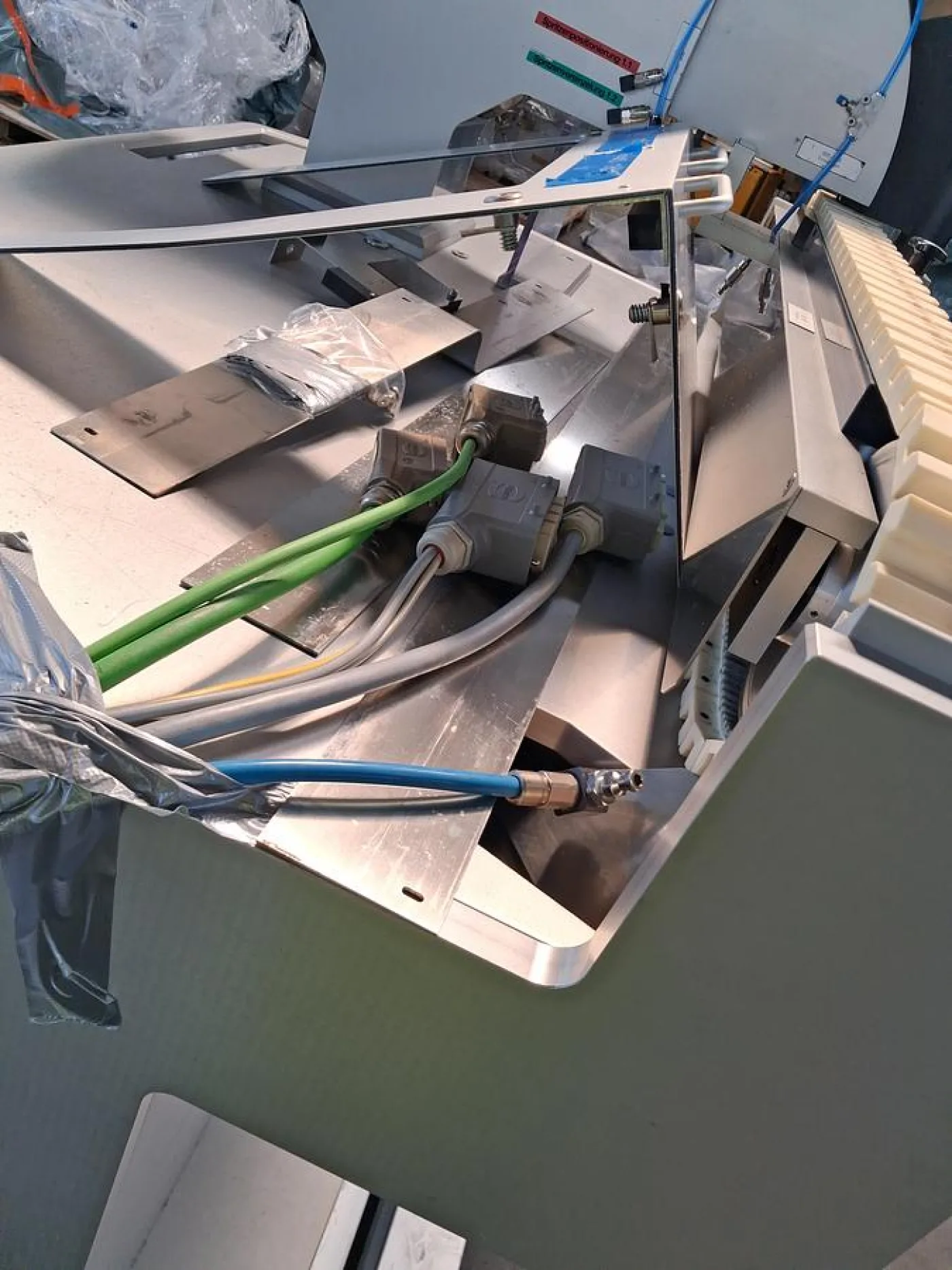 Uhlman Vibrationswendelförderer mit Ausschleuseinheit - 7