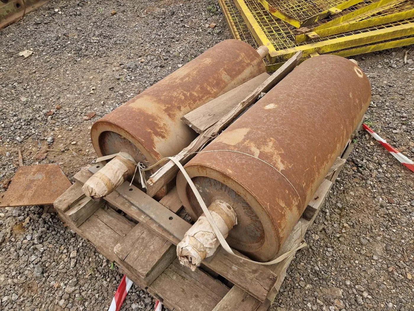 1995 Merz Gmbh WBG 3/8 Twin Roller Crusher - 5