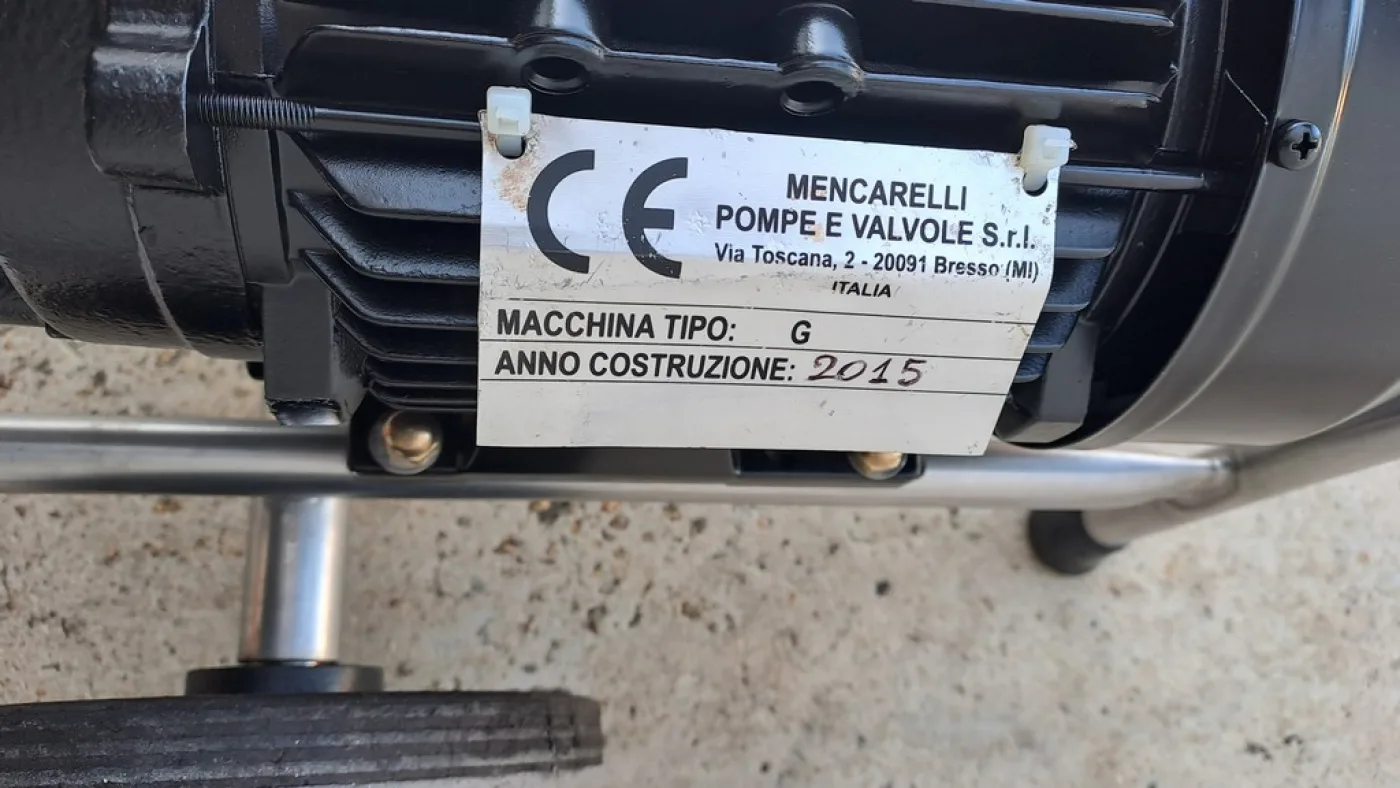 MENCARELLI PUMP MODEL G90 WITH FOOD NEOPRENE IMPELLER AND REVERSING SWITCH POSITIONED ON THE TROLLEY, SECOND-HAND MACHINE - 3
