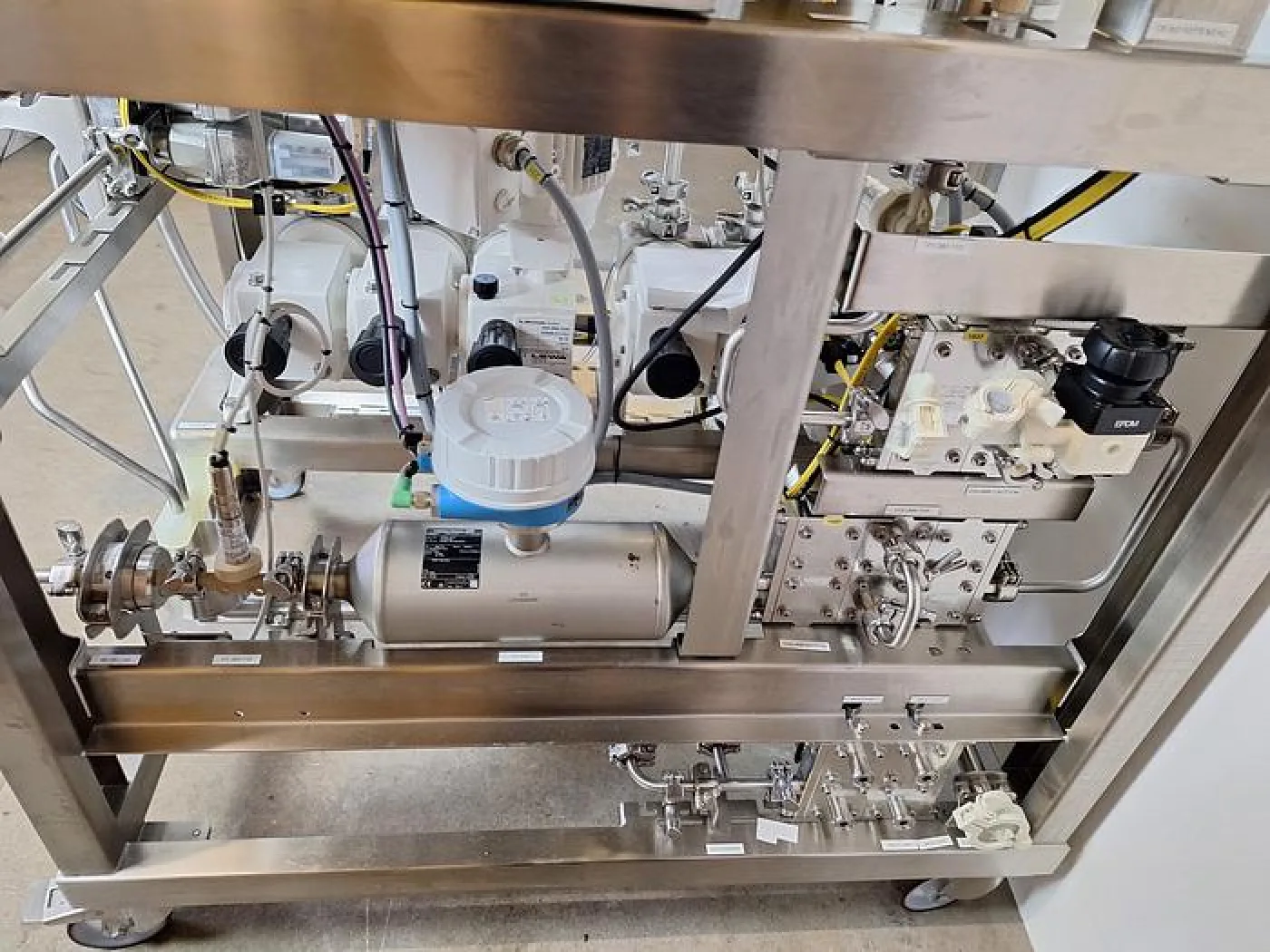 GE Healthcare AKTAprocess 1/2' Liquid Chromatography System - 1