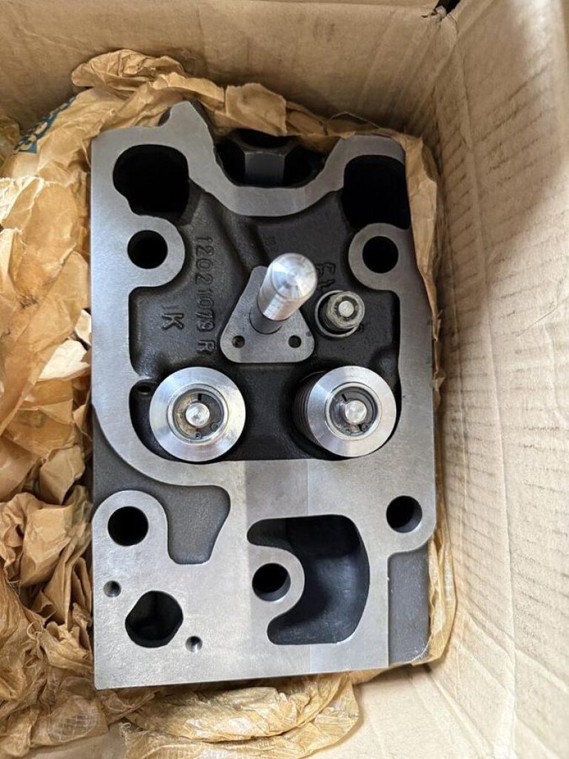 NEW CYLINDER HEAD MWM 518 P/N 1205 2875