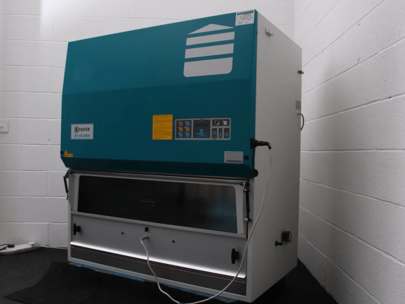 Faster BH-EN2004-D Safety Cabinet - 4
